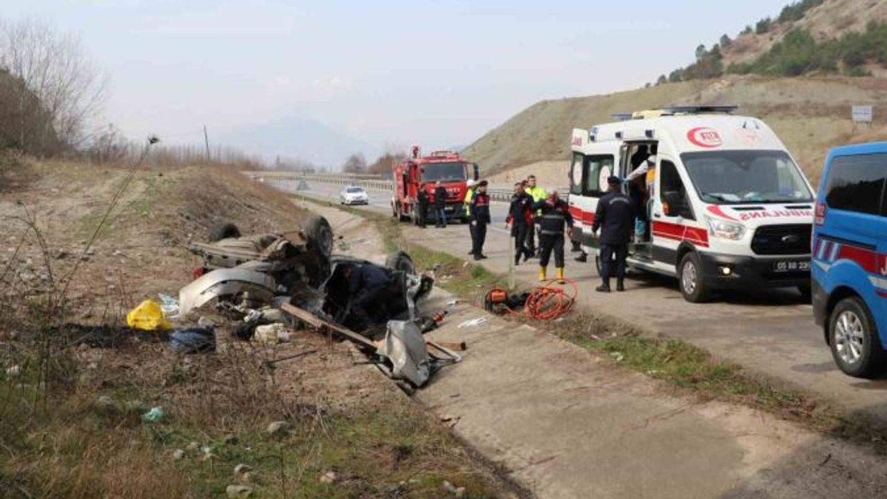 Amasya’da cenaze yolunda feci kaza: 1 ölü, 1 yaralı
