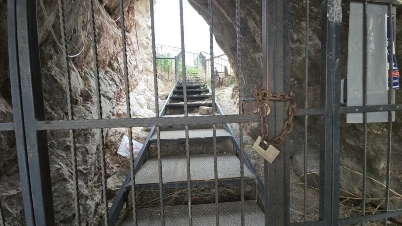 Drakula'nın zindanı restorasyonda 15"inci yılında