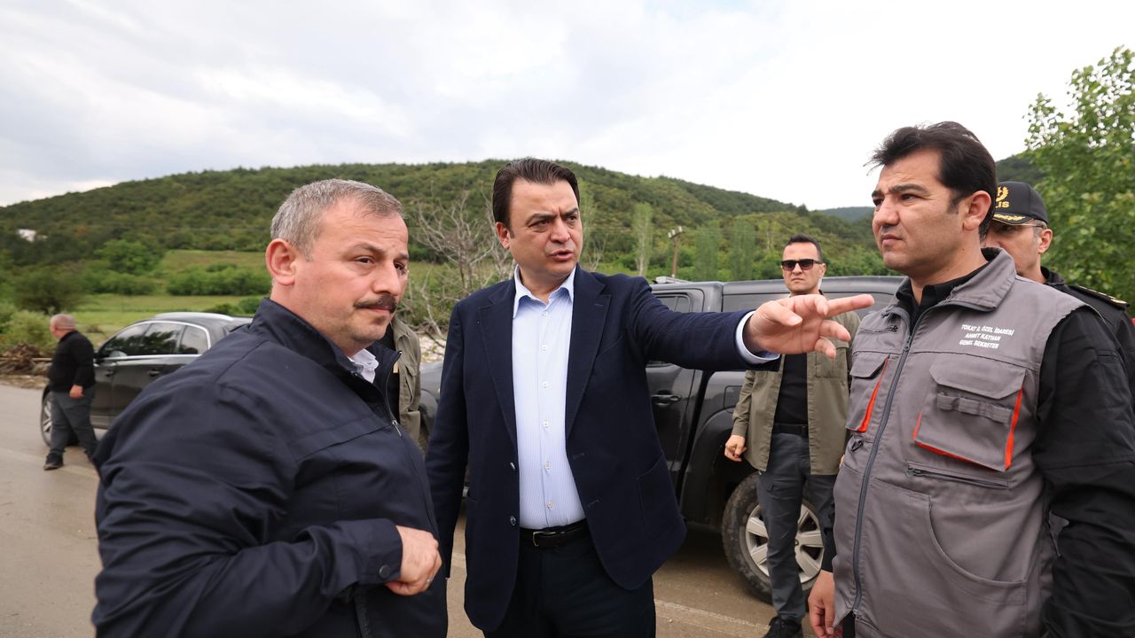 Vali Köklü, Niksar'da Taşkın Bölgelerinde İnceleme Yaptı
