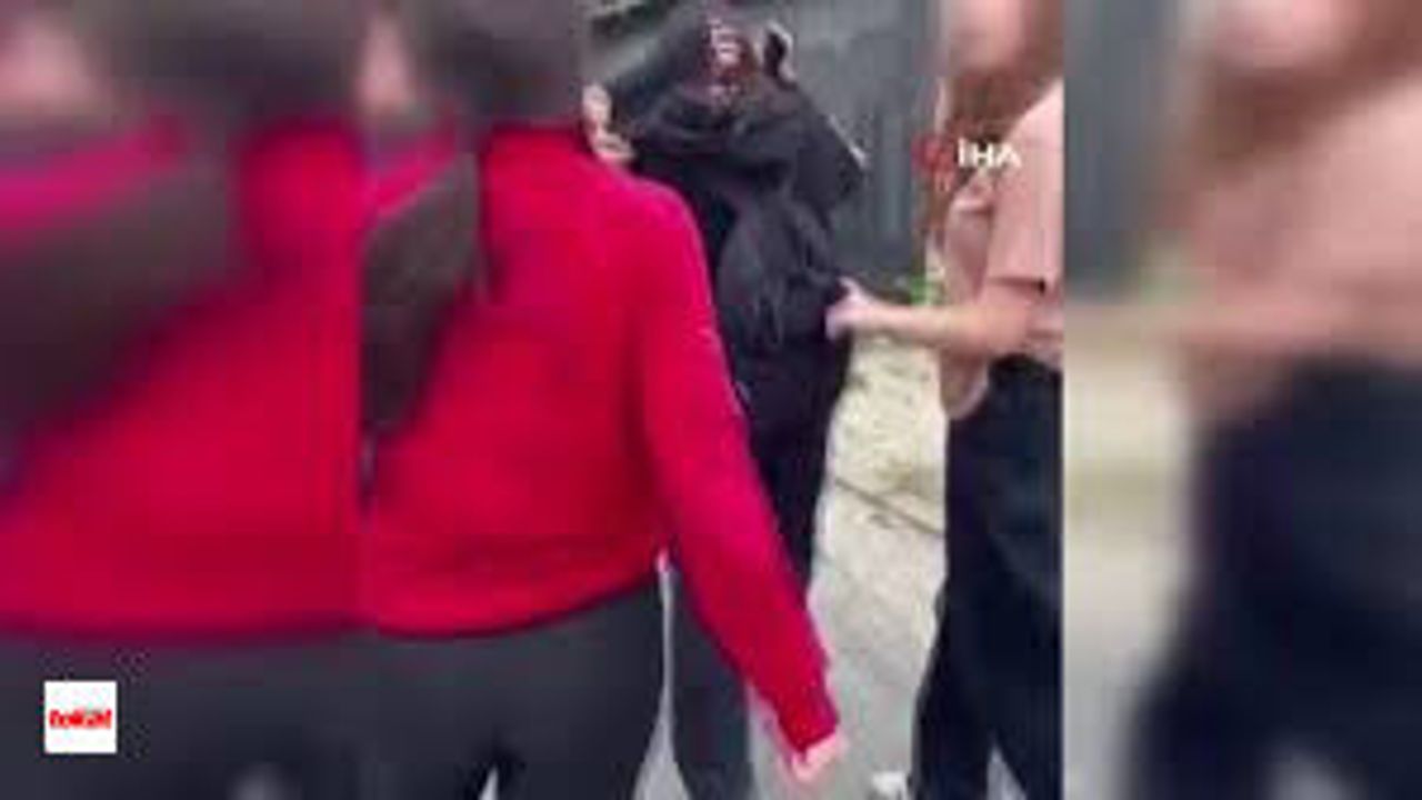 Akran zorbalığı kamerada: Saçından tuttukları kızı tekme tokat darp ettiler