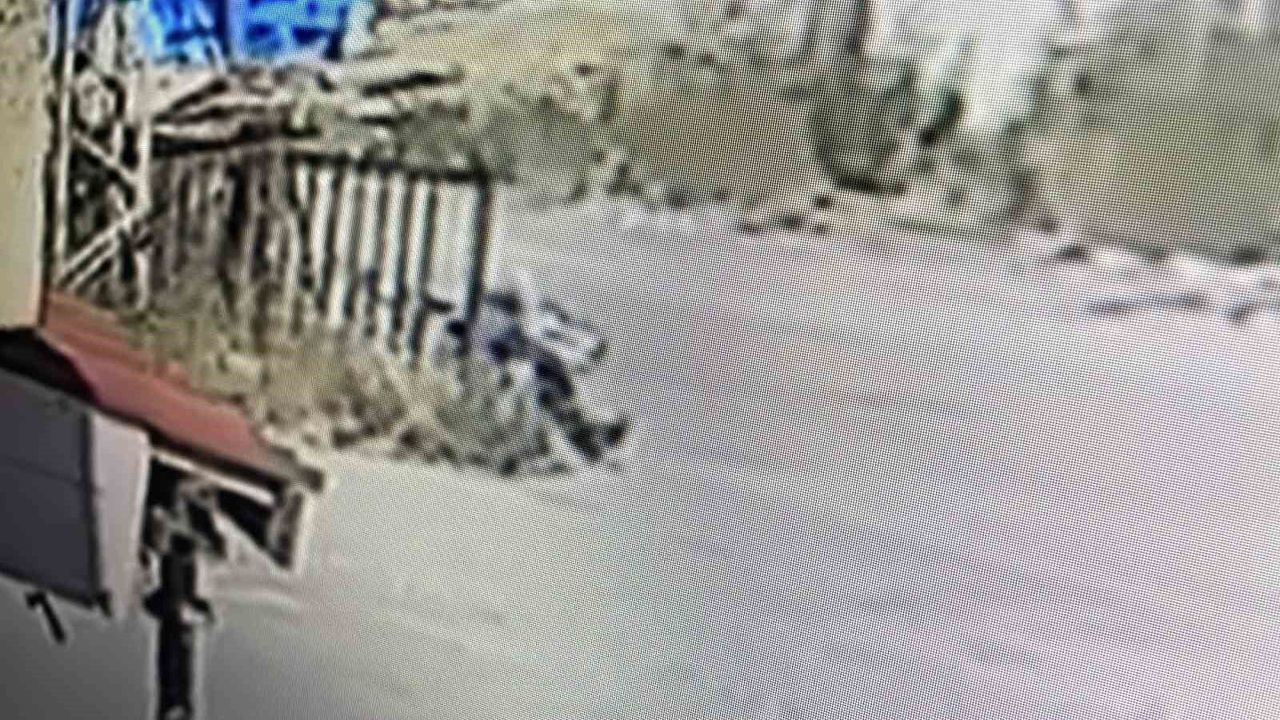 Cinnet getiren inşaat işçisi baltayla 3 kişiyi yaraladı