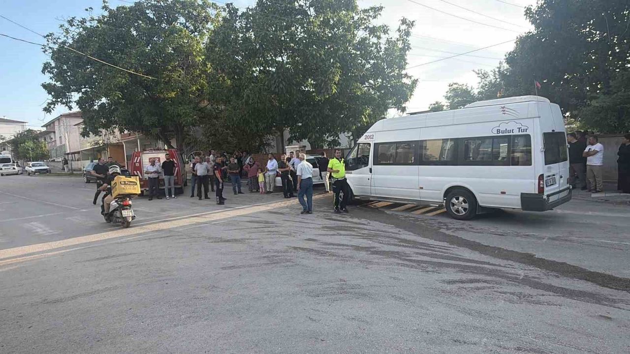 Tokat’ta İşçi Servisi Kazası: Otomobil Hurdaya Döndü, 5 Kişi