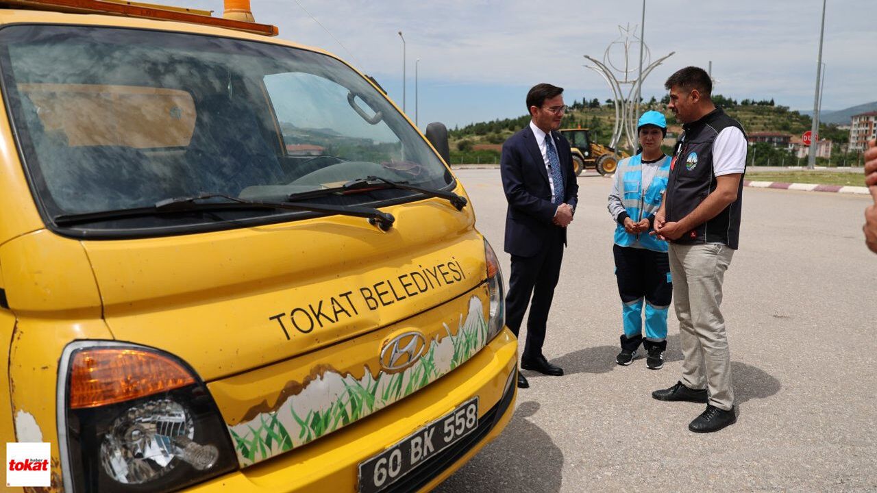 Tokat’ta Çöp Taksi Direksiyonuna İlk Kez Kadın Sürücü Geçti