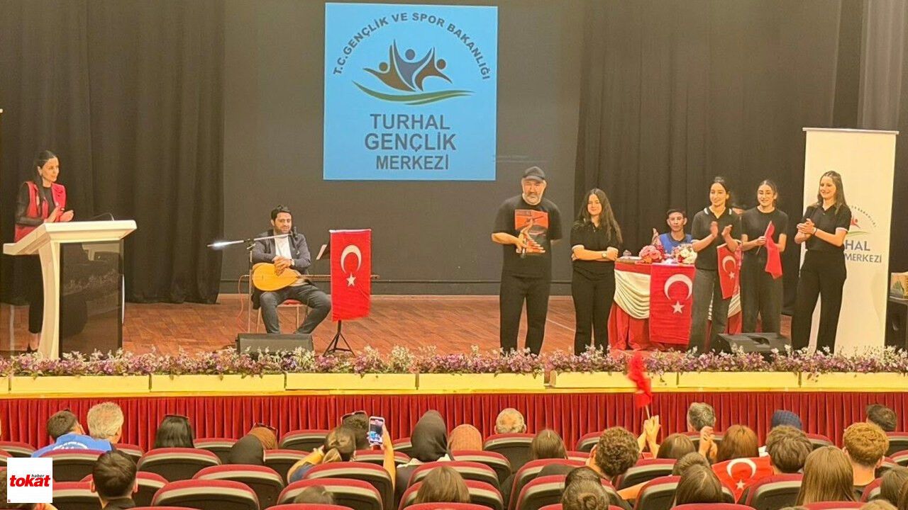 Fehmi Demirbağ ve Hüseyin Yazan Tokat’ta Türkü Rüzgarı Estir