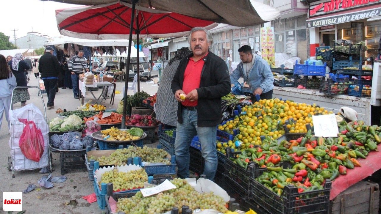 Erbaa Pazarı'nda Ekim Yoğunluğu: Tezgahlarda Son Durum ve Güncel Fiyat Listesi