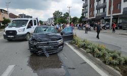 Düzce'de otomobilin çarptığı elektrikli bisikletin sürücüsü hayatını kaybetti