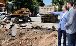 Hıdırlık Köprüsü ile Atatürk Köprüsü arasındaki yola neşter vuruldu