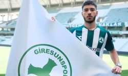 Giresunspor'da genç oyuncularla profesyonel sözleşme imzalandı