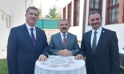 AK Parti Tokat İl Yönetiminde Gündem Toplantısı