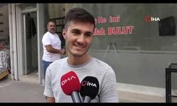 Görünmez kaza... Uyuduğu Kanepeye Araba Çarptı
