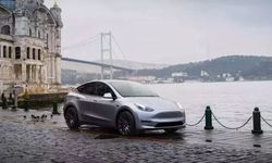 Tesla, Türkiye'deki Elektrikli Araç Pazarında Fiyatları İndirdi