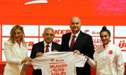 "Geleceğin Yıldız Kızları" Projesi ile Kadın Futboluna Destek