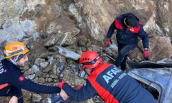 Karabük'te üzerine kaya düşen iş makinesinin operatörü hayatını kaybetti