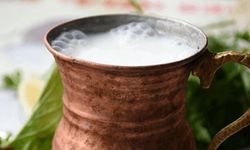 Rüyada Ayran Görmek: Hayatınızdaki Bereket ve Dostlukların İşareti