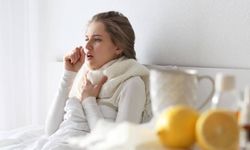 Grip ve Öksürük İçin Evde Doğal Çözüm: Bal ve Limon Karışımı