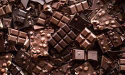 Rüyada Çikolata Görmek: Tatlı Hayallerin Simgesi