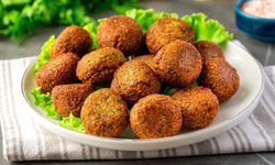 Vegan Lezzetin Sırrı: Evde Nohutlu Falafel Köfte Nasıl Yapılır?