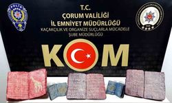 Durdurulan araçta 5 adet el yazması eser ele geçirildi