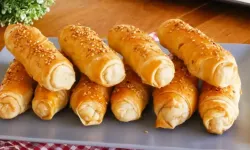Çay Saatleriniz İçin Mükemmel Eşlikçi: Çıtır Kaşarlı Börek Tarifi