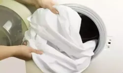 Çamaşırların Beyazlığını Nasıl Koruruz?