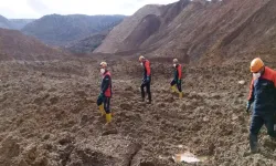 Tokat AFAD ekibi maden sahasında aramalarını sürdürüyor