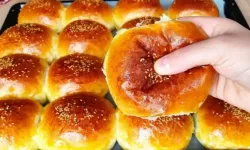Soda İle Hazırlanan Muhteşem Kabarık Poğaça Tarifi