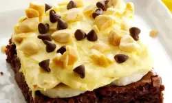 Gelinim Mutfakta"dan Sofralarınıza: Evde Kolay Muz Kremalı Brownie Nasıl Yapılır?