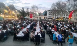 Tokat Cumhuriyet Meydanındaki İftarla Şehitler Anıldı