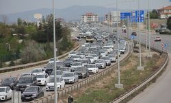 Bayram tatili dönüş yoğunluğu devam ediyor