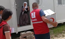 Kızılay Tokat, Sulusaray'da Depremzedelere Gıda ve Kurban Payı Dağıttı