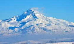 Rüyada Erciyes Dağı'nı Görmek: Anlamı ve Yorumu