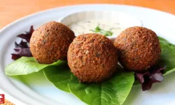 5 Dakikada Orta Doğu Lezzeti: Tavuklu Falafel Tarifi!