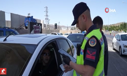 Tatilcilerin dönüş yolunda trafik ekipleri ise denetimde!