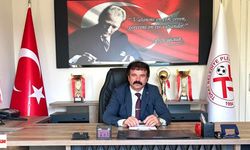 Ahmet Akçan: "Futbolda Başarı Kenetlenerek Gelir"