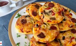 En Lezzetli Mini Pizza Tarifi: Çay Saatlerinden Pikniklere Her Ana Yakışacak