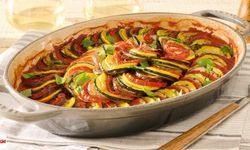 Fransız Mutfağının Efsanesi: MasterChef Ratatouille Nasıl Yapılır?