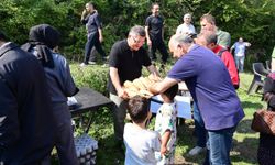 Gerze'de koruyucu aile çocuklarına yönelik doğa yürüyüşü ve piknik etkinliği düzenlendi