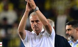 Jose Mourinho Fenerbahçe'den Ayrılıyor: İngilizler Kafasını Karıştırdı