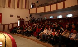 Tokat’ta "Şölen" Adlı Tek Kişilik Stand-Up Gösterisi Sahnelendi