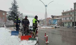 Çorum Belediyesi’nin ‘kar mesaisi’ takdir topladı