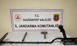 Define Avcılarına Suçüstü!