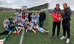 Erbaaspor U14 Takımı, Tokat Plevne'yi 3-2 Yenerek Şampiyon Oldu!