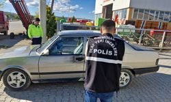 Film Gibi Takip! Çalıntı Araçla Drift Yapan 4 Genç Yakalandı