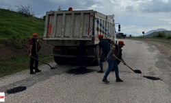 Almus’taki Sağ Sahil Grup Yolu’nda Bakım ve Onarım Çalışmaları