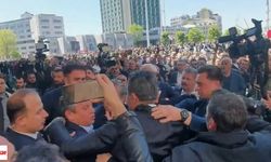 SON DAKİKA: CHP Genel Başkanı Özel'e Saldırı!