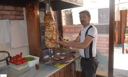 Paket Servis Yok Ama Lezzeti Sınır Tanımıyor! , Hatay Dürümüne Meydan Okuyor! Ankara ve İstanbul'dan Bile Geliyorlar
