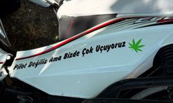 “Pilot Değiliz Ama Biz de Uçuyoruz” Yazılı Motosiklet Kazaya Karıştı: 1 Yaralı