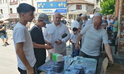 Niksar’da Muharrem Ayı Bereketi: Vatandaşlara Aşure İkramı Yapıldı