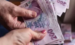 Yaşlı ve engelli aylıkları zamlı olarak hesaplara yatmaya başladı
