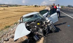 Tokat Zile’de Feci Kaza: İki Otomobil Kafa Kafaya Çarpıştı, Ölü ve Yaralılar Var